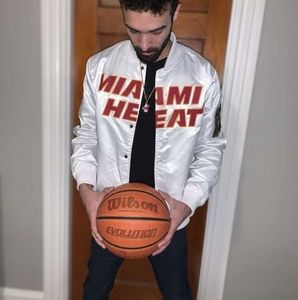 Meet your Posher, Deshawn